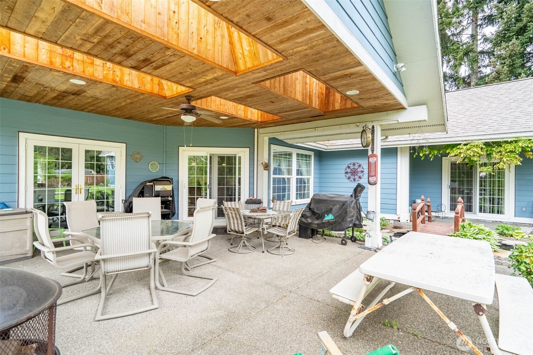 2716 Foron Road Property Photo 28