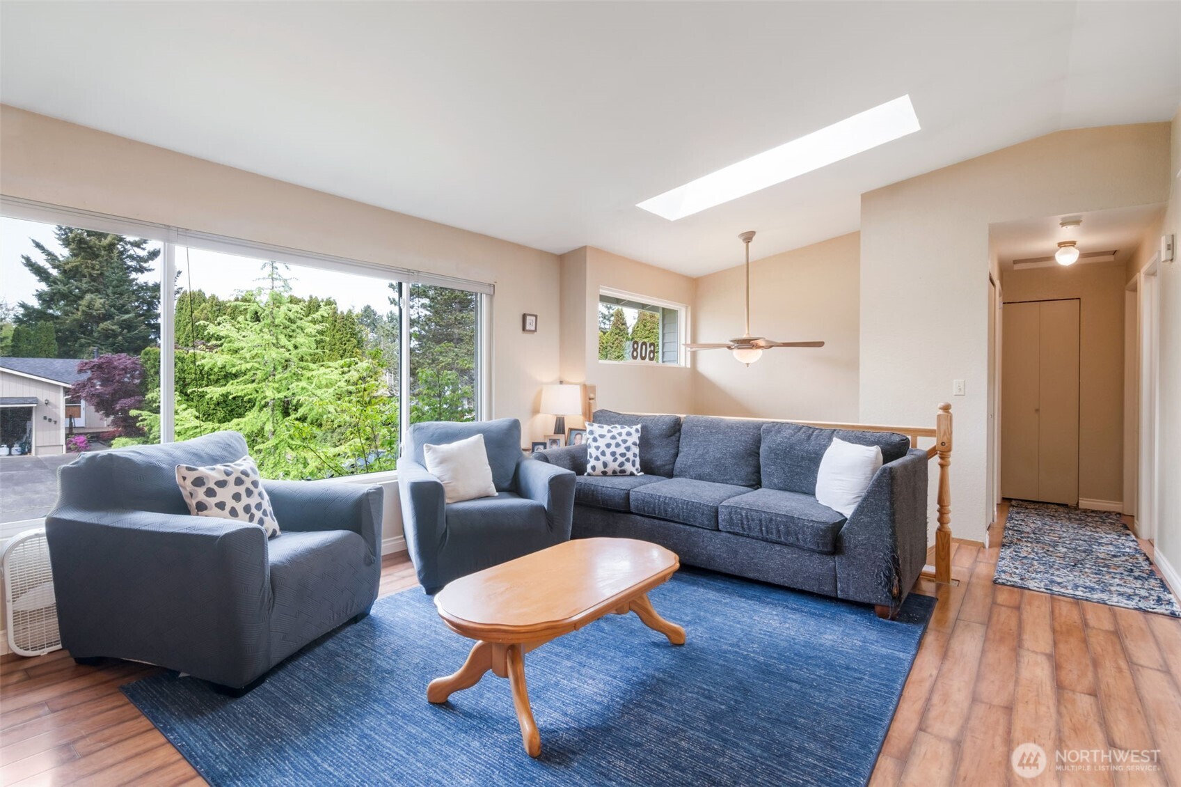 608 91st Property Photo 4