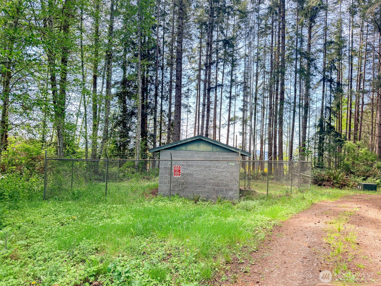 2 Xxx Teal Lake Road Property Photo 16