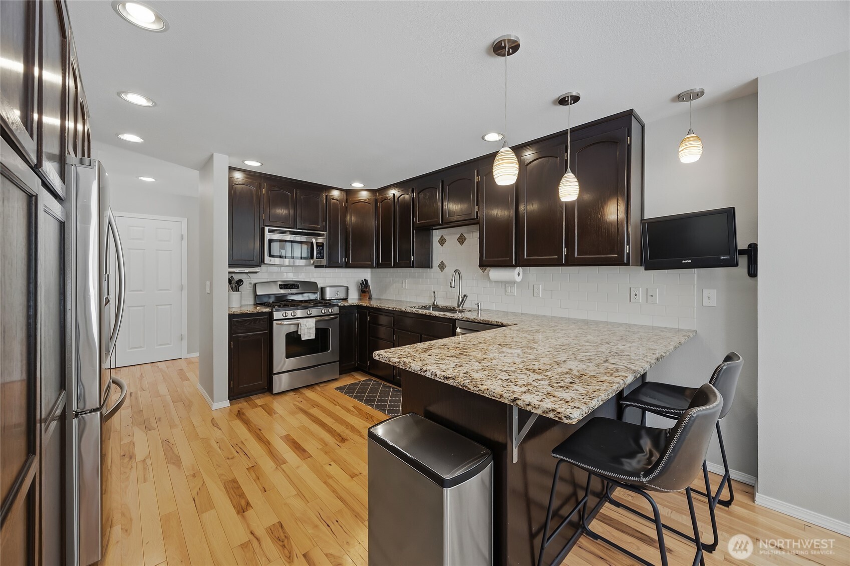 24047 192nd Place Property Photo 10