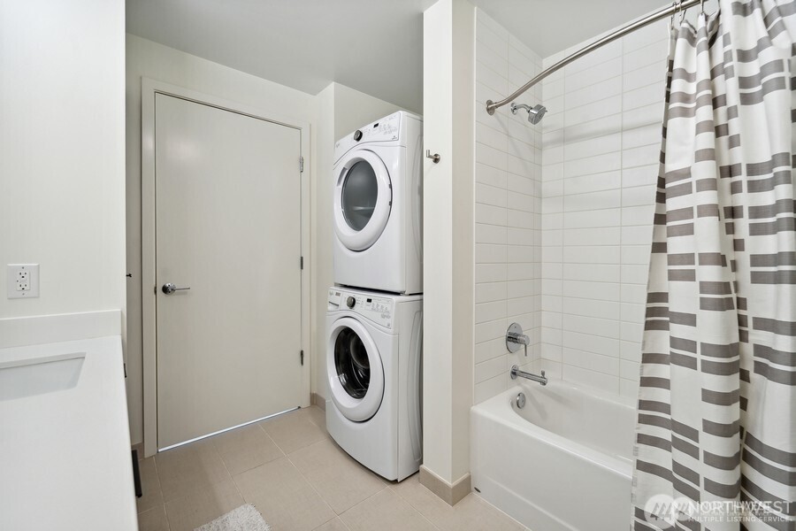 590 1st Avenue 805 Property Photo 15
