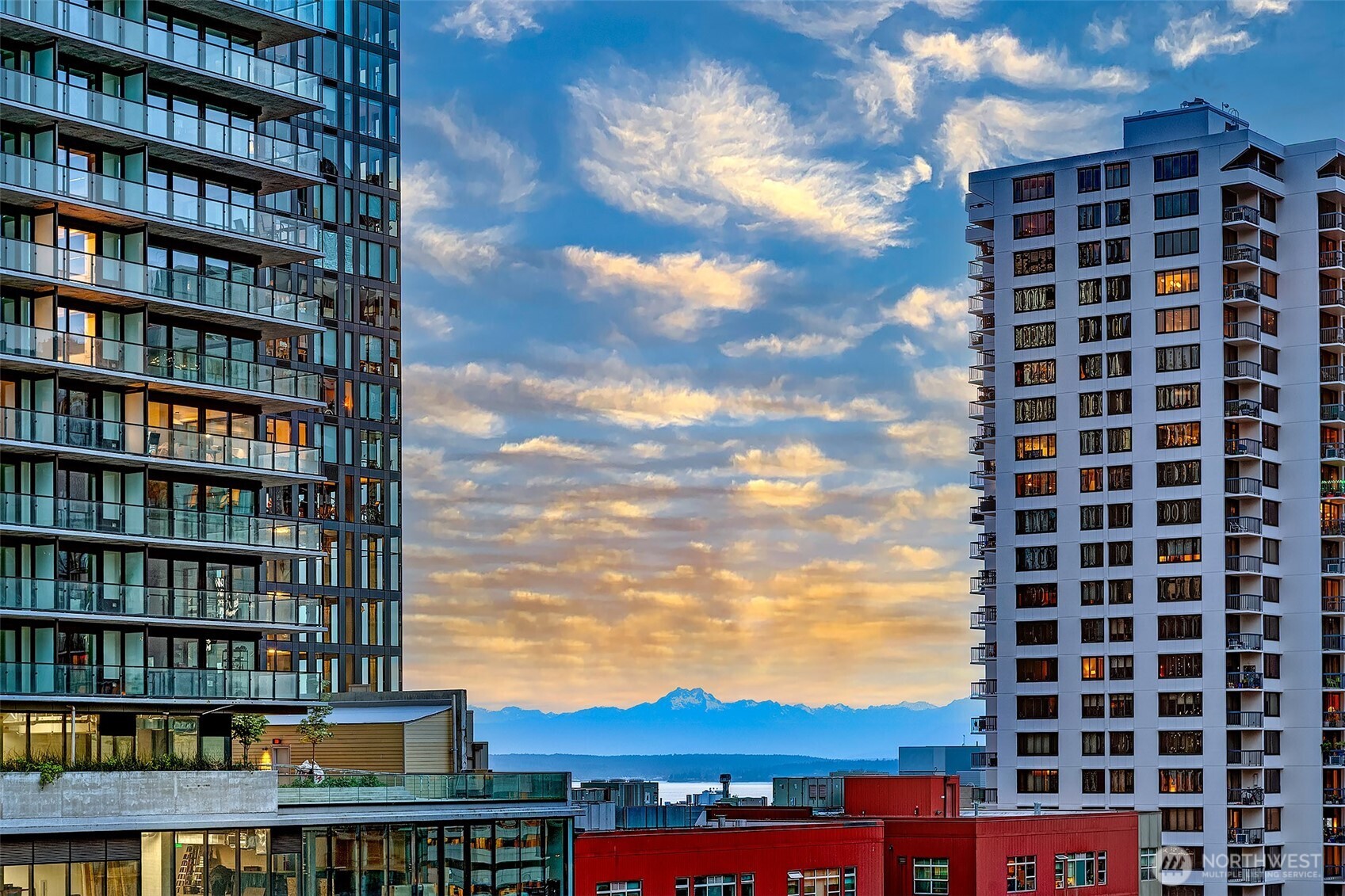 1920 4th Avenue 902 Property Photo 5