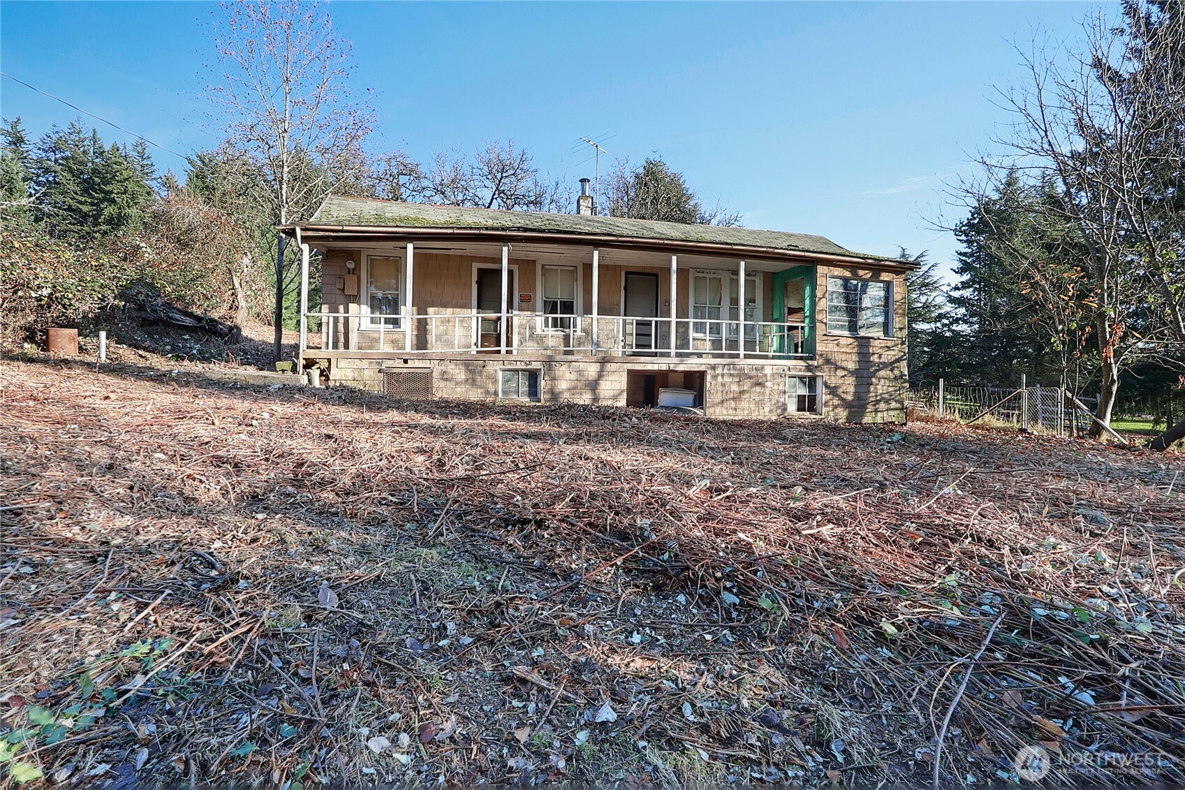 32910 5th Avenue Property Photo 4