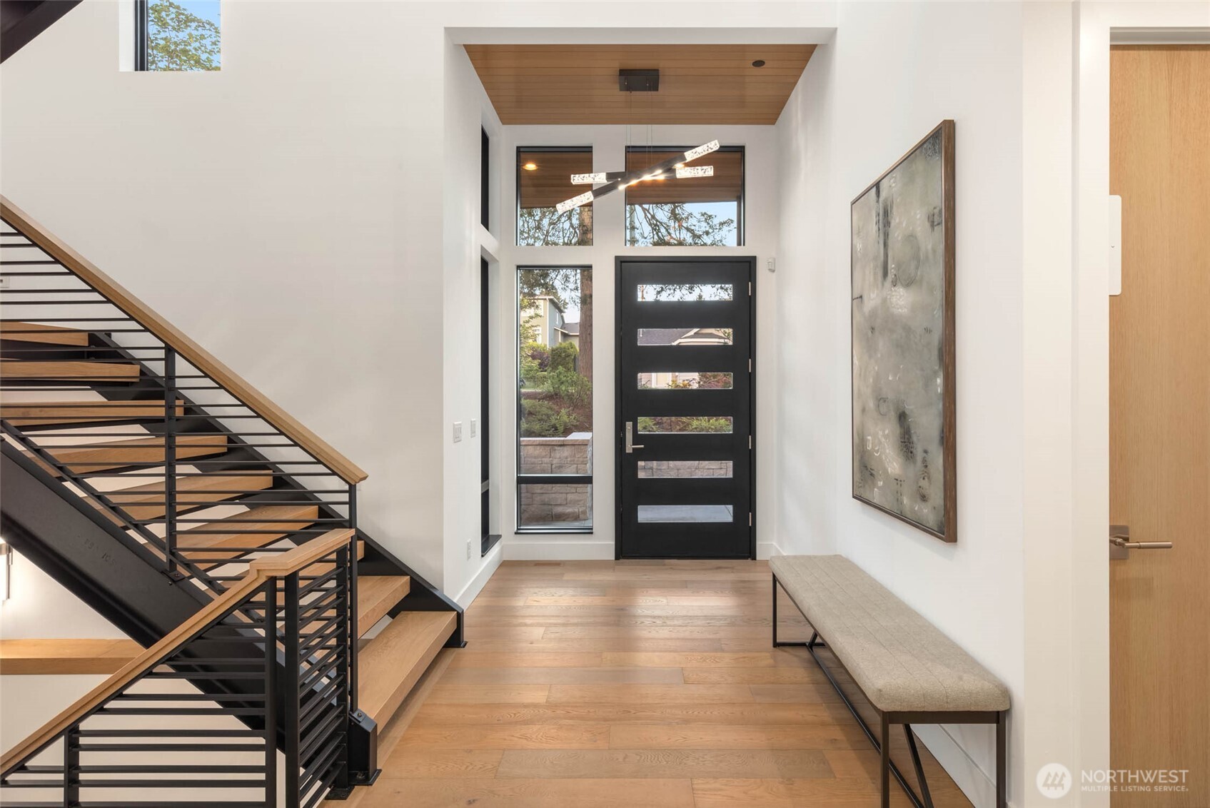 721 2nd Street Property Photo 5