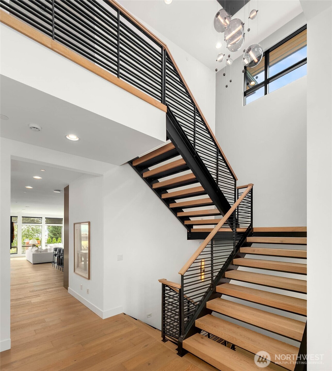 721 2nd Street Property Photo 6
