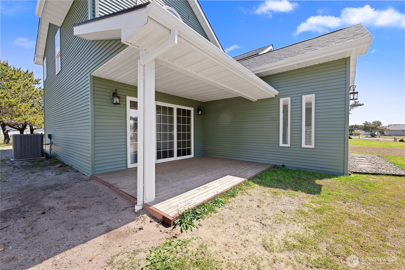 34702 G Street Property Photo 7