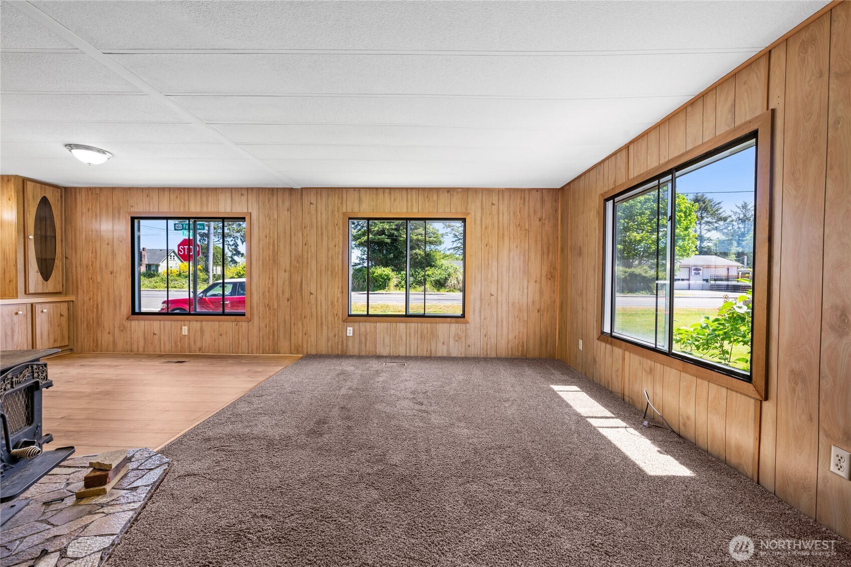 1210 35th Street Property Photo 18