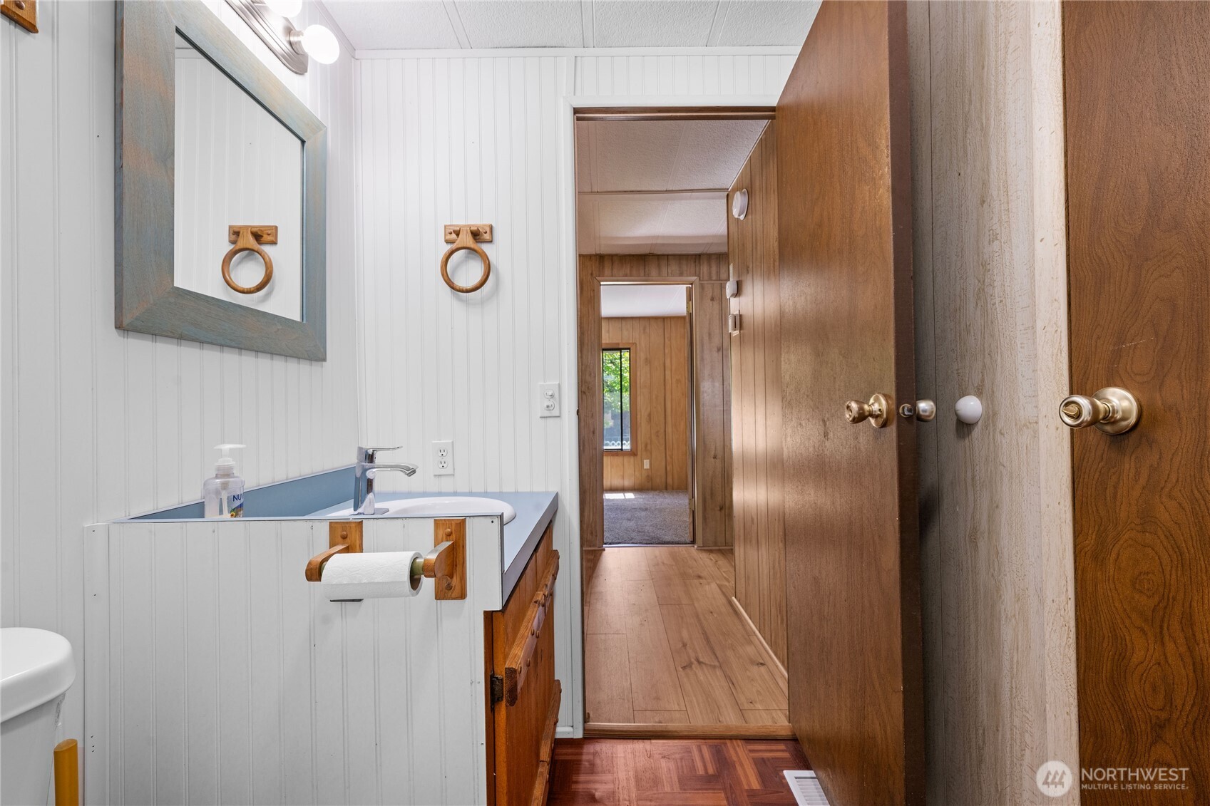 1210 35th Street Property Photo 23
