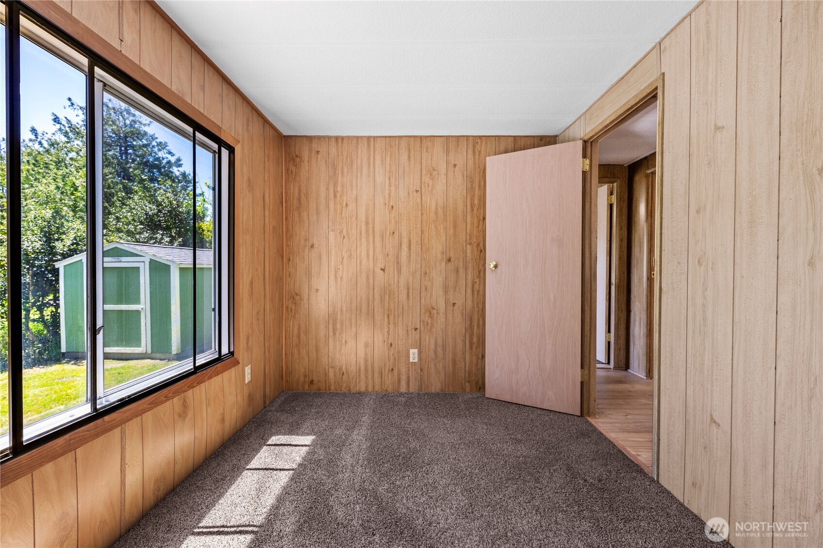 1210 35th Street Property Photo 25