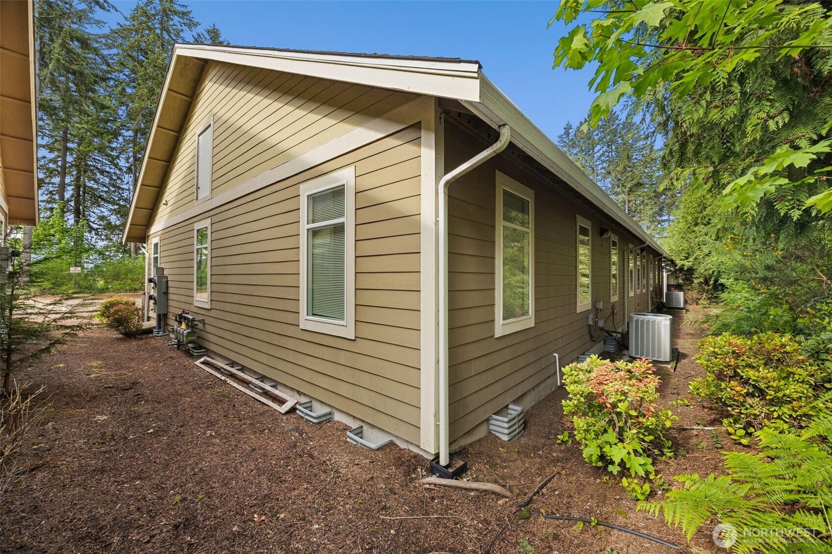 4520 Intelco Loop 2 Property Photo 26