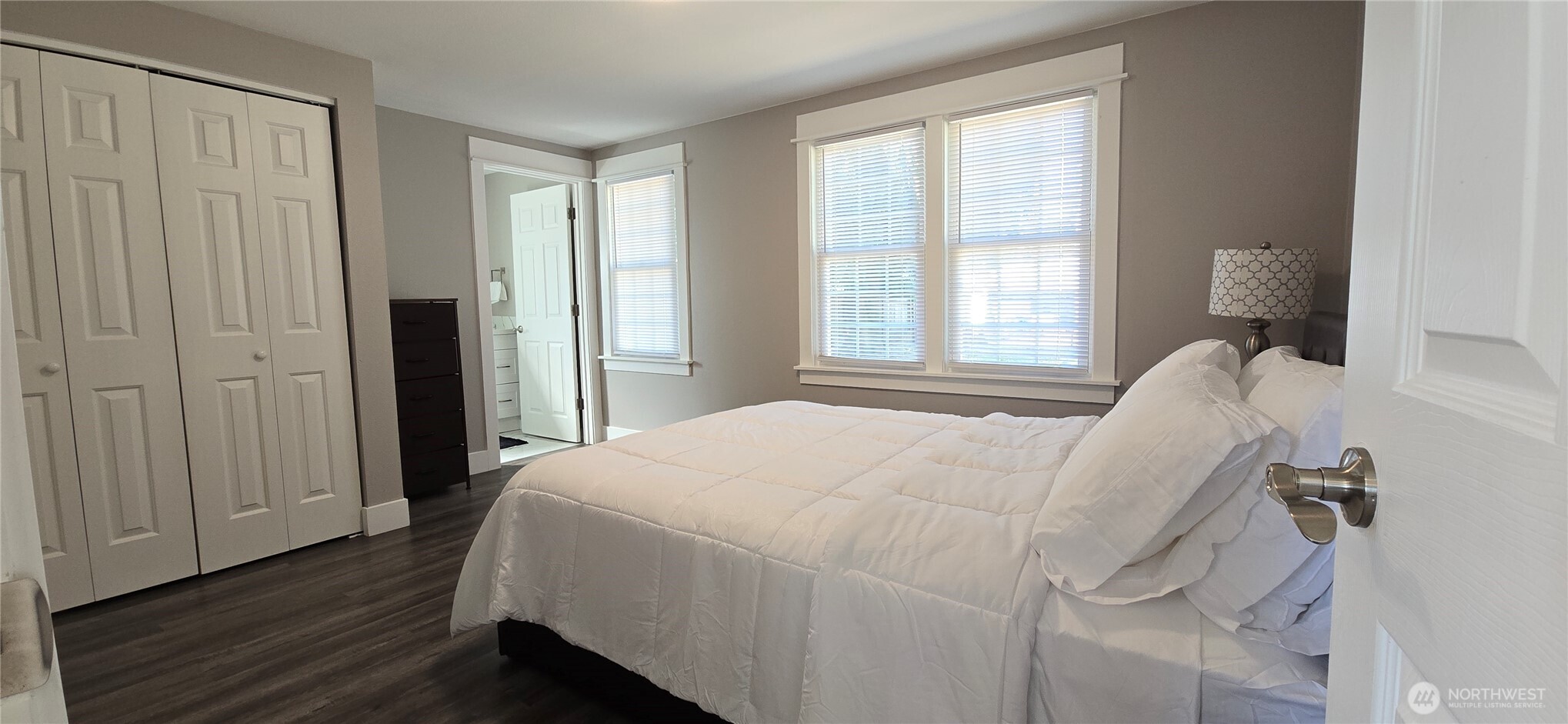 12053 70 Th Avenue Property Photo 12