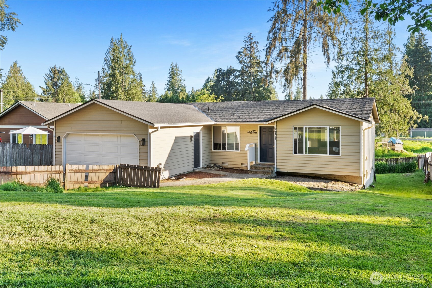 18028 Ne 121st Street Property Photo 2