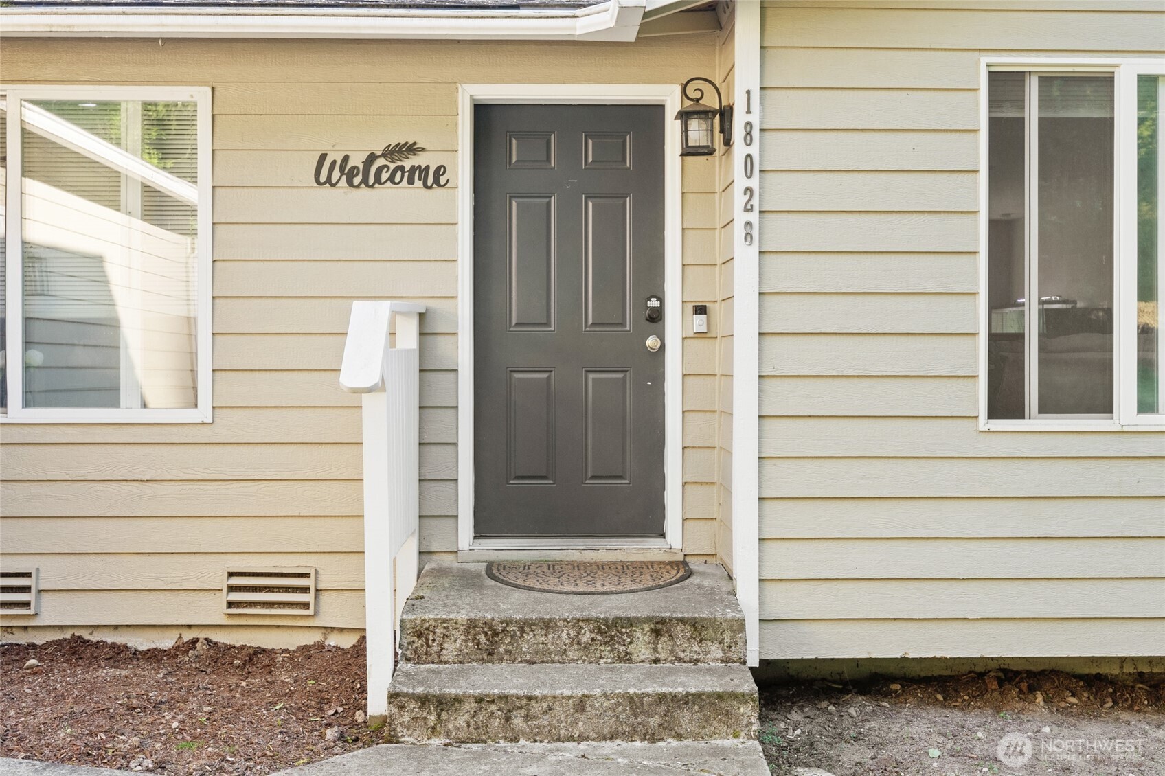 18028 Ne 121st Street Property Photo 5