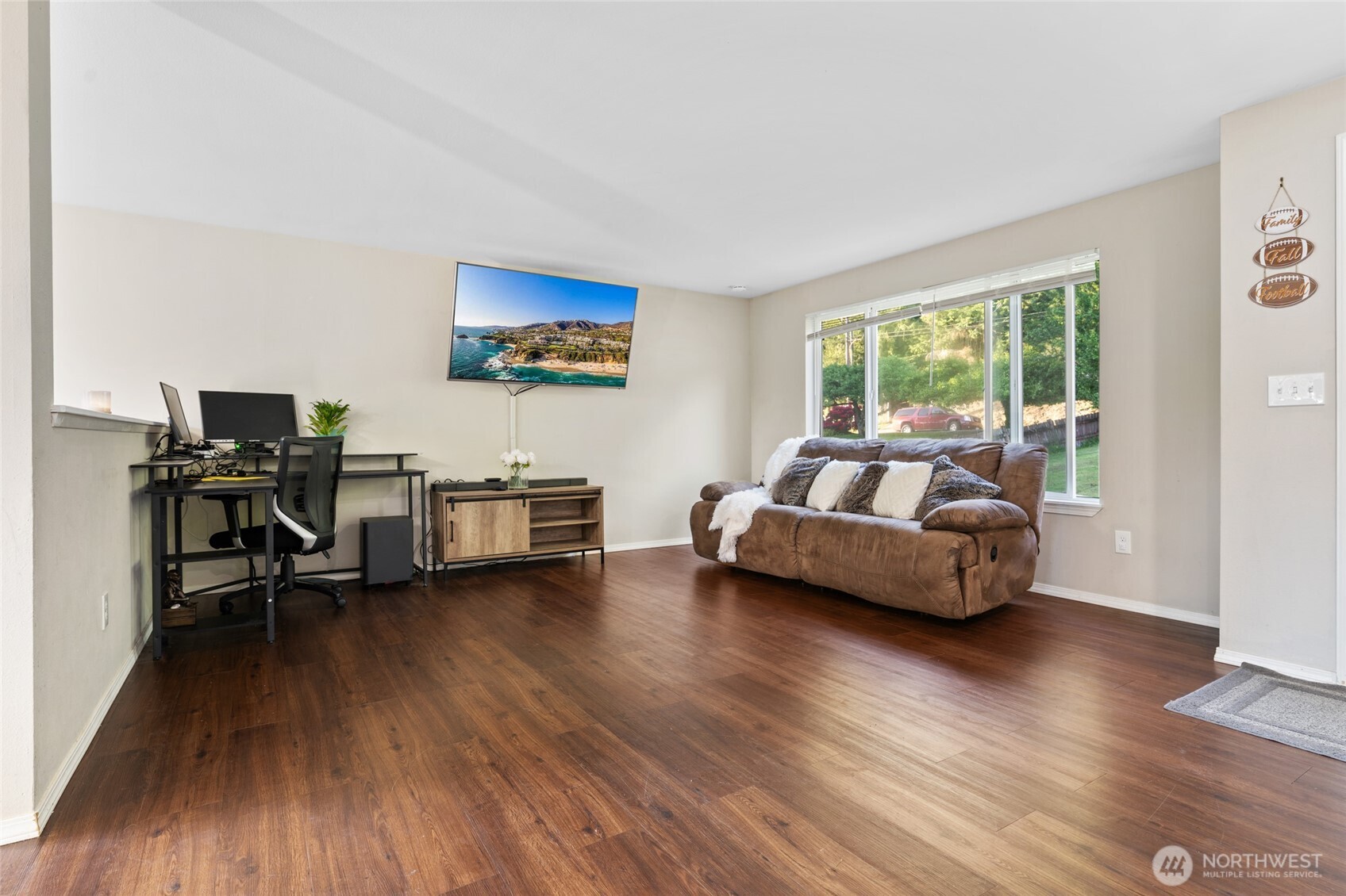 18028 Ne 121st Street Property Photo 9