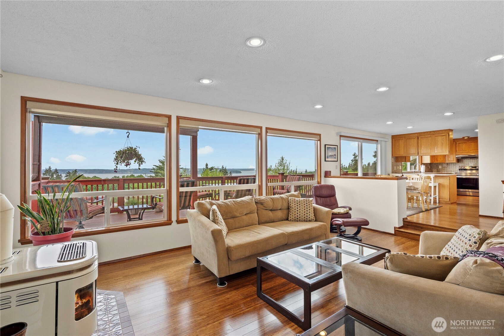 29015 15th Place Property Photo 12