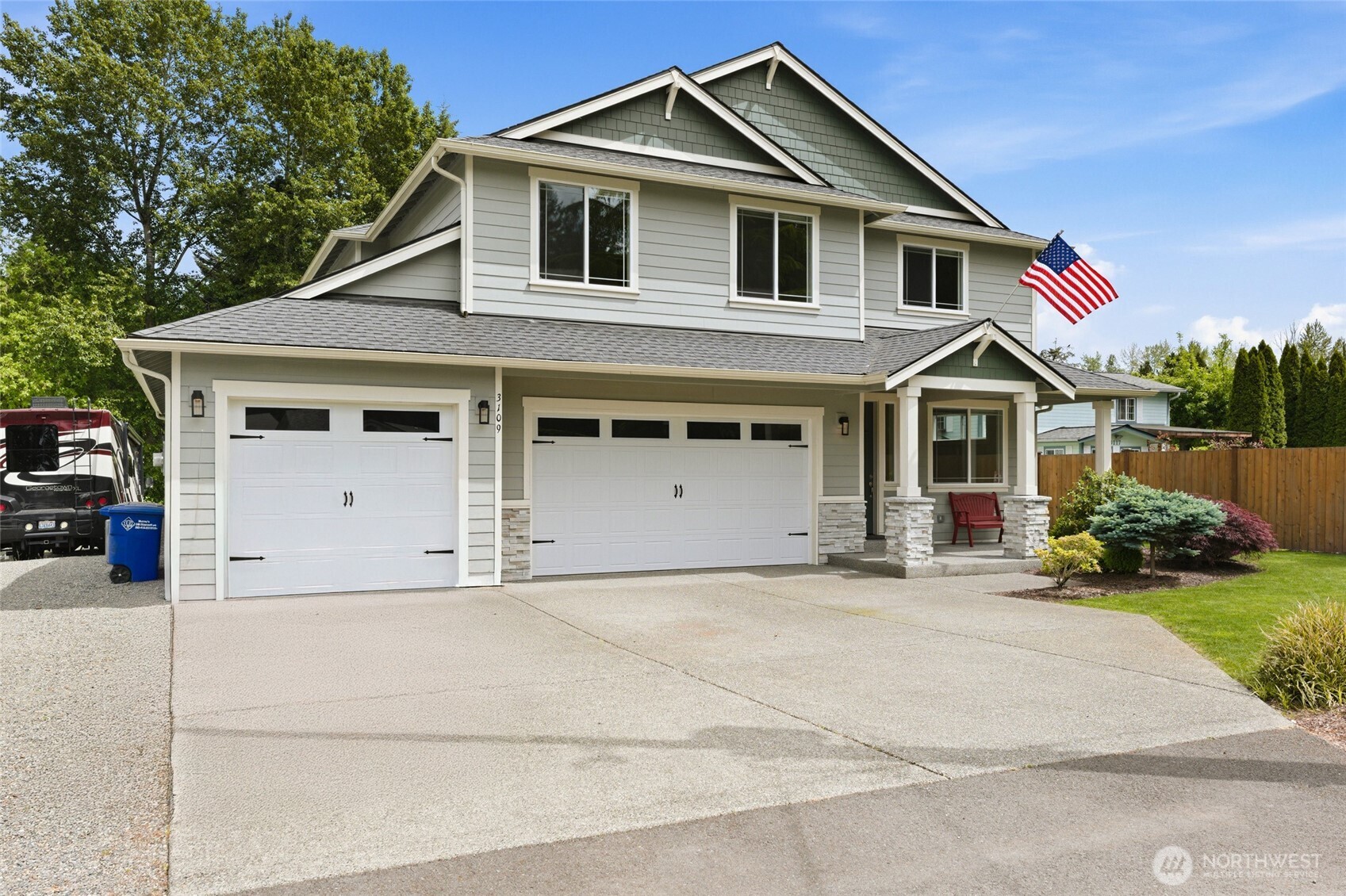 3109 108th Avenue Property Photo 1