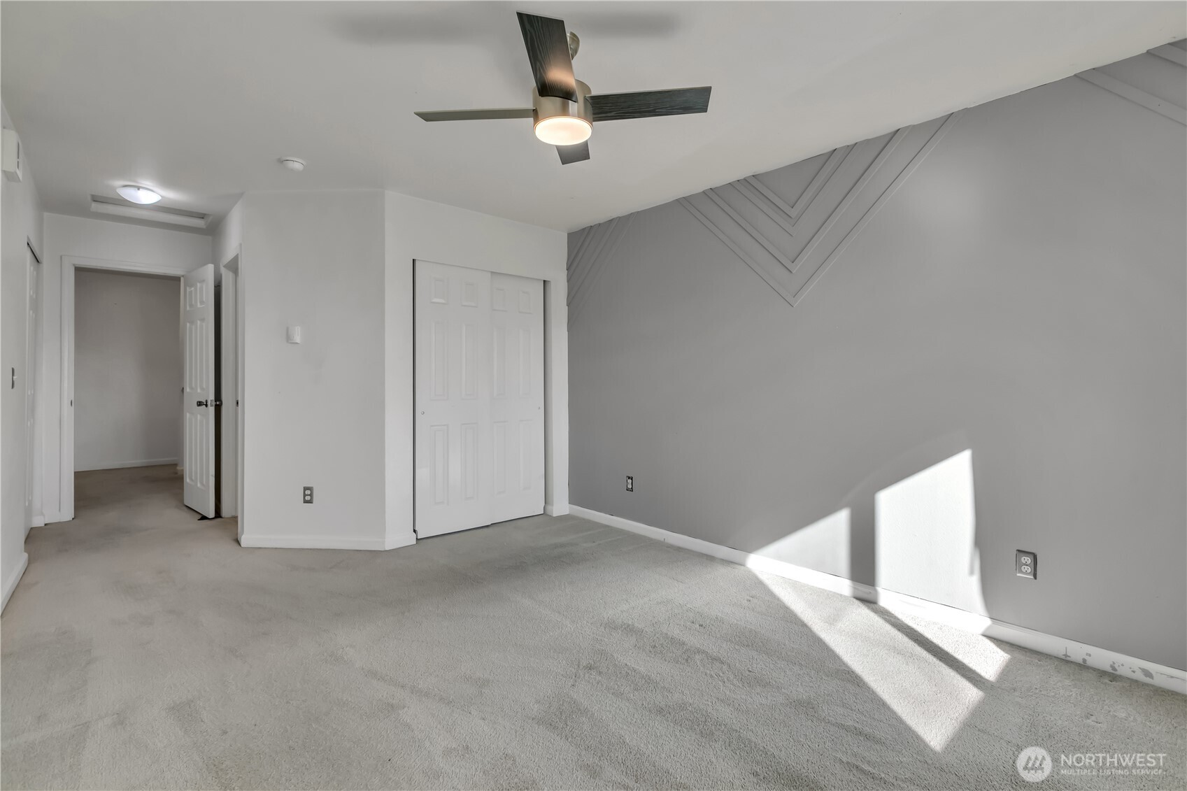 1525 S G Street Property Photo 14