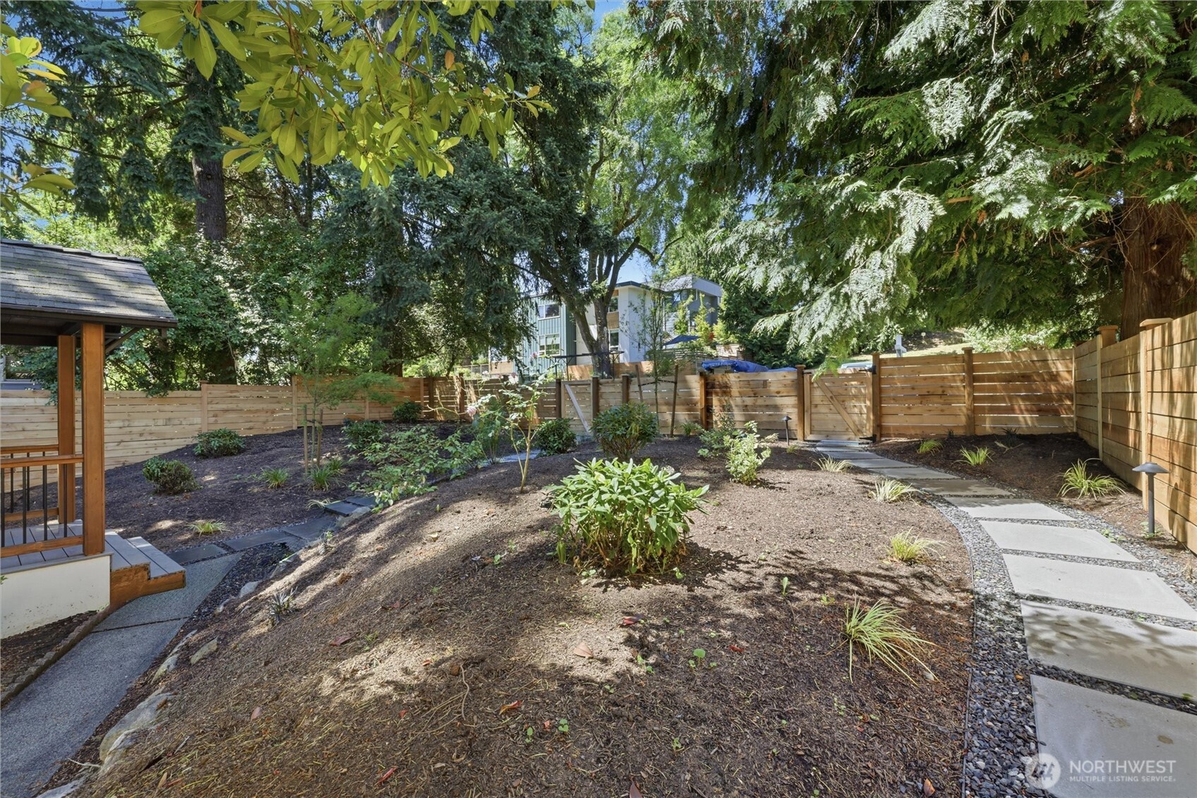 5444 40th Avenue Property Photo 20