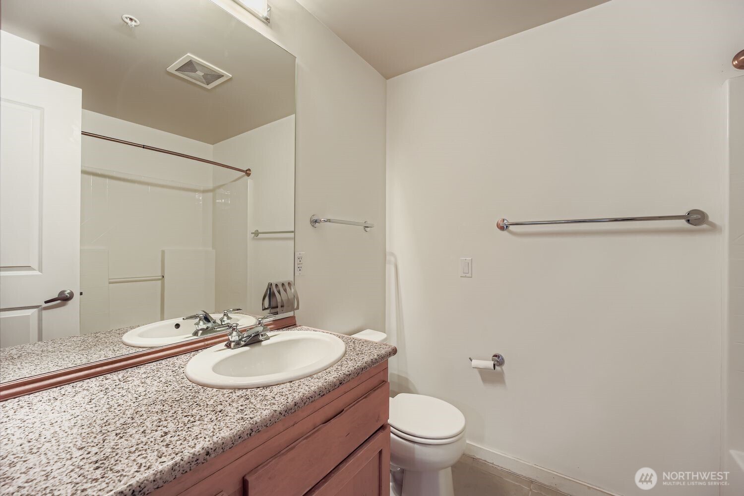 2607 Western Avenue 612 Property Photo 16