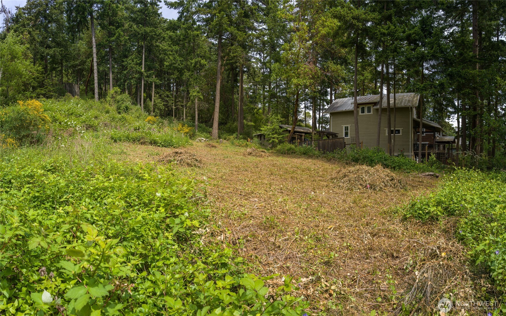 147 Geer Lane Property Photo 17
