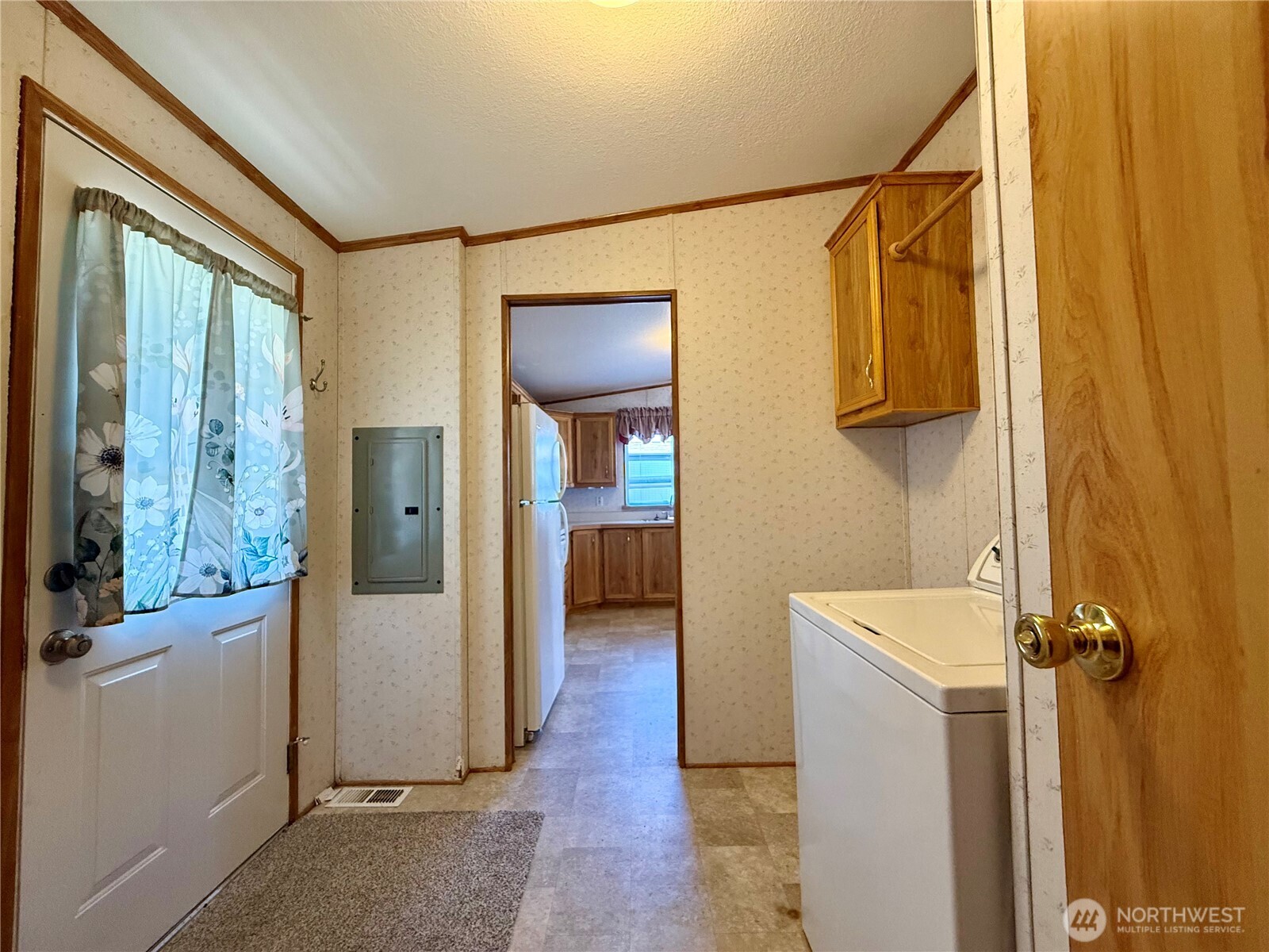 330 Carefree Circle Property Photo 10