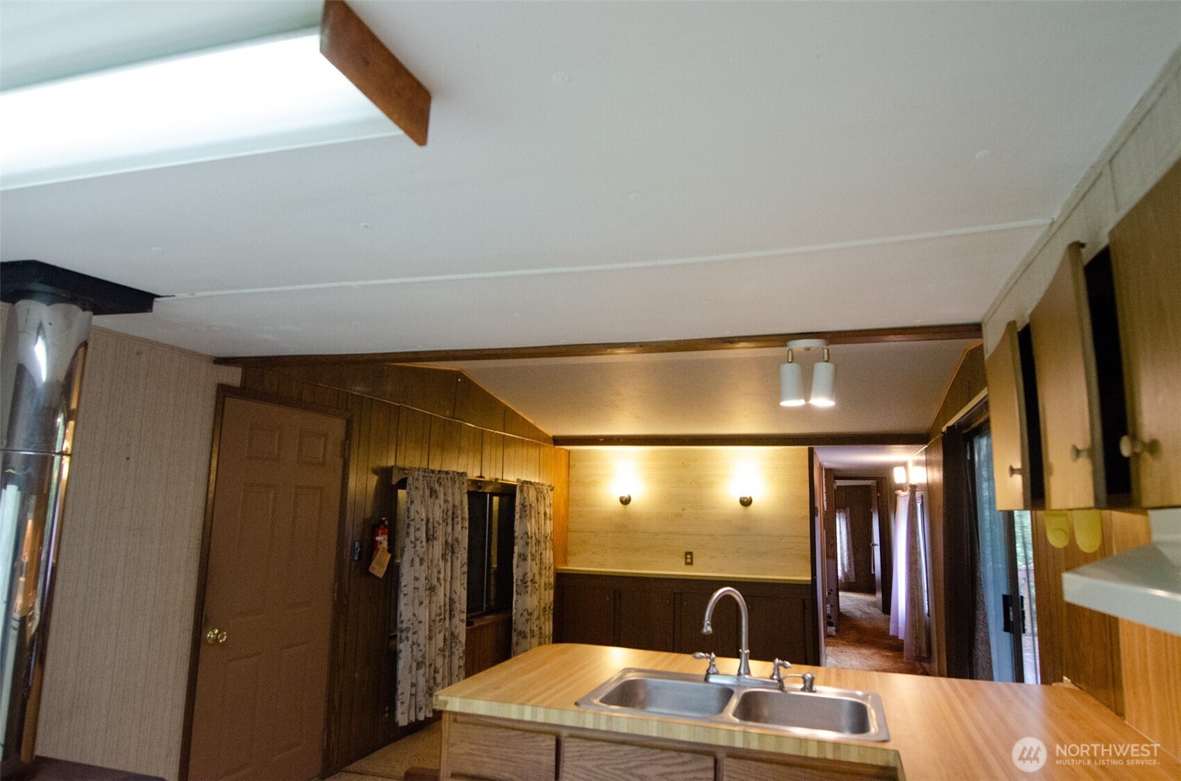 58258 State Route 20 Property Photo 3