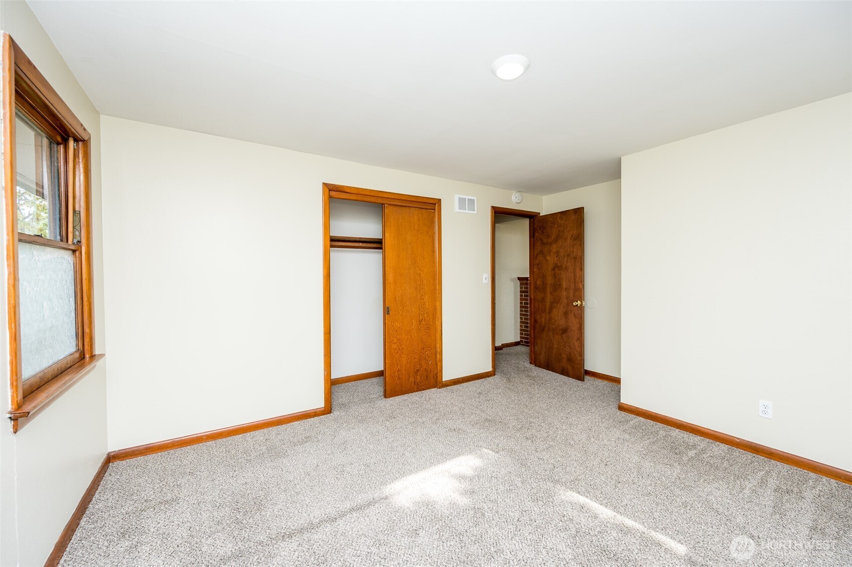 6521 S Park Ave Property Photo 11