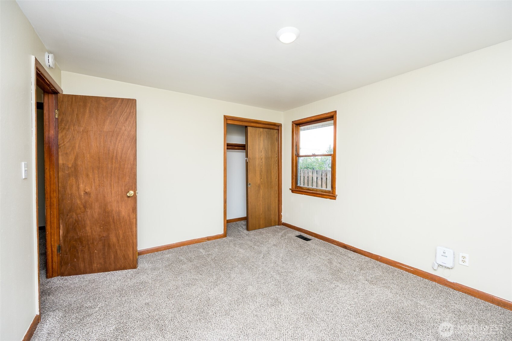 6521 S Park Ave Property Photo 16