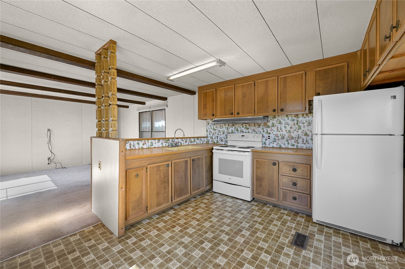 8409 Richard Way Property Photo 6
