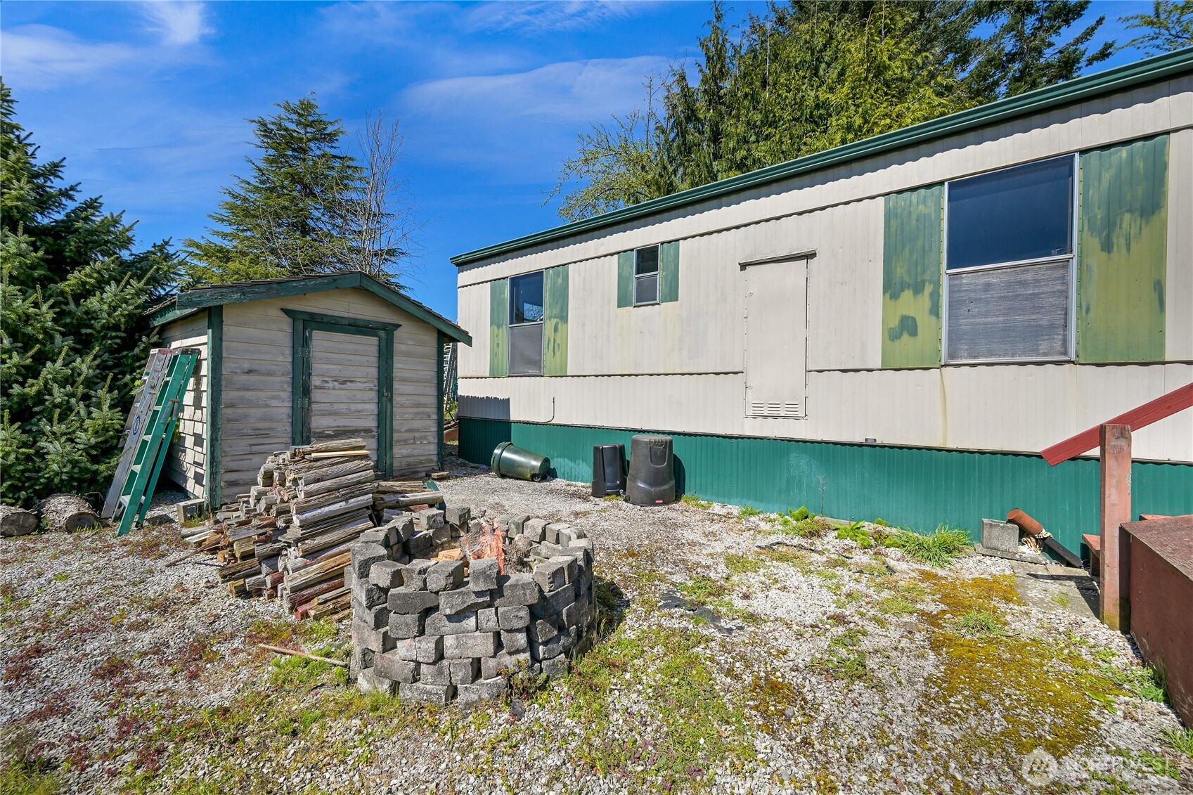 8409 Richard Way Property Photo 20