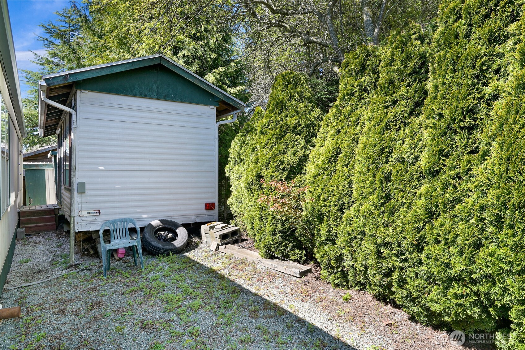 8409 Richard Way Property Photo 21