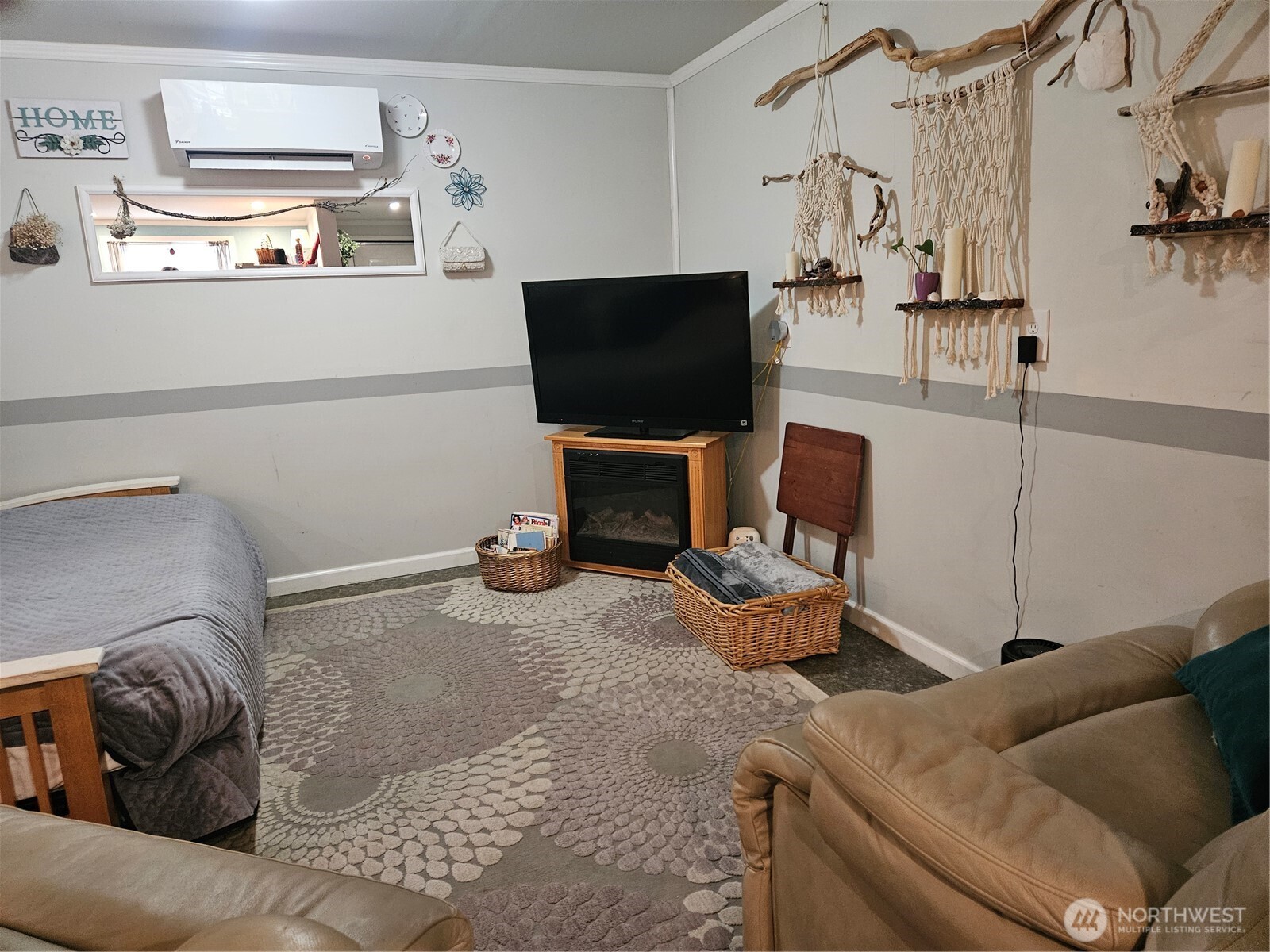 11 N Hamma Hamma Drive Property Photo 6