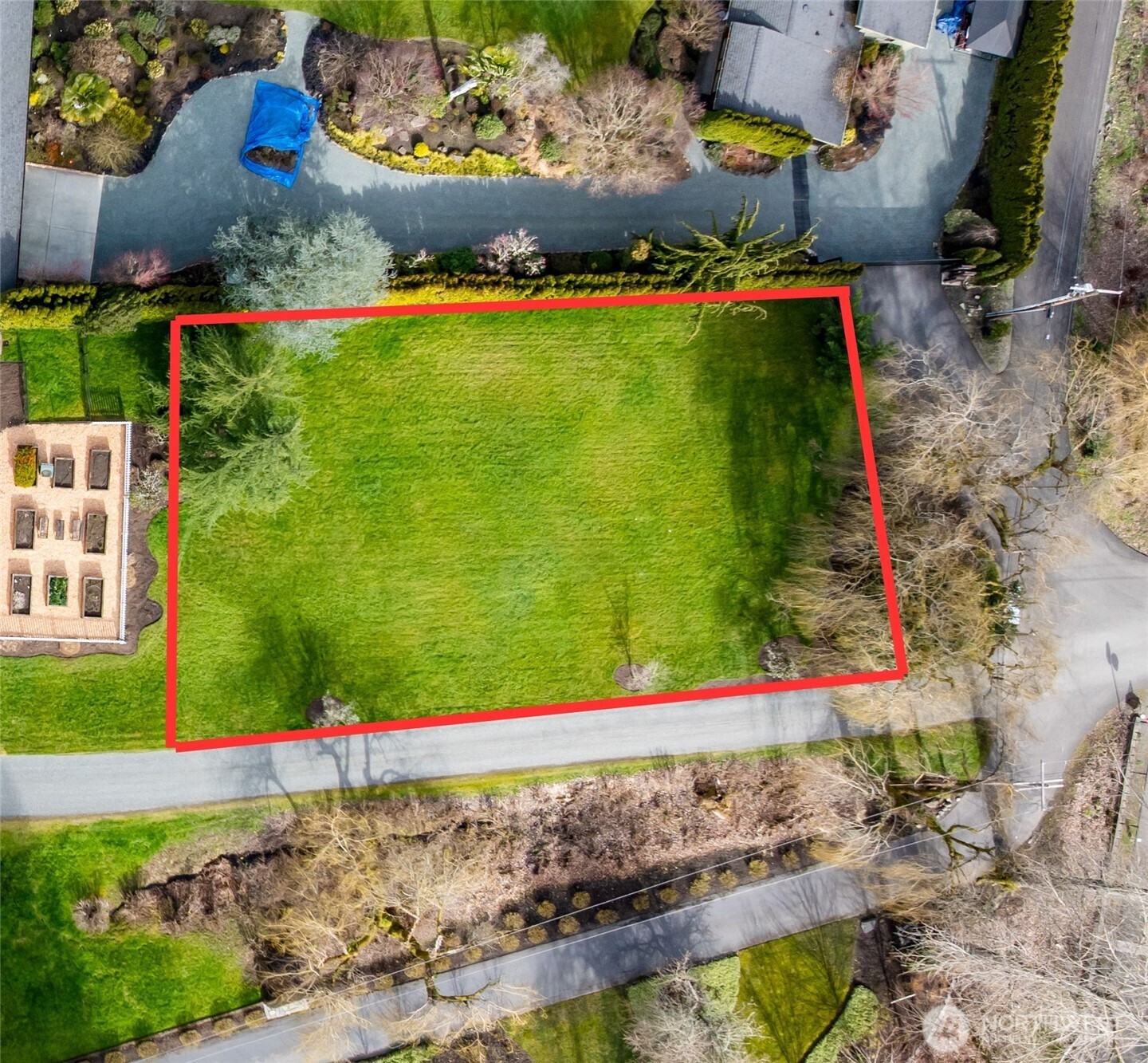 6 Xx E Lake Sammamish Parkway Property Photo 1