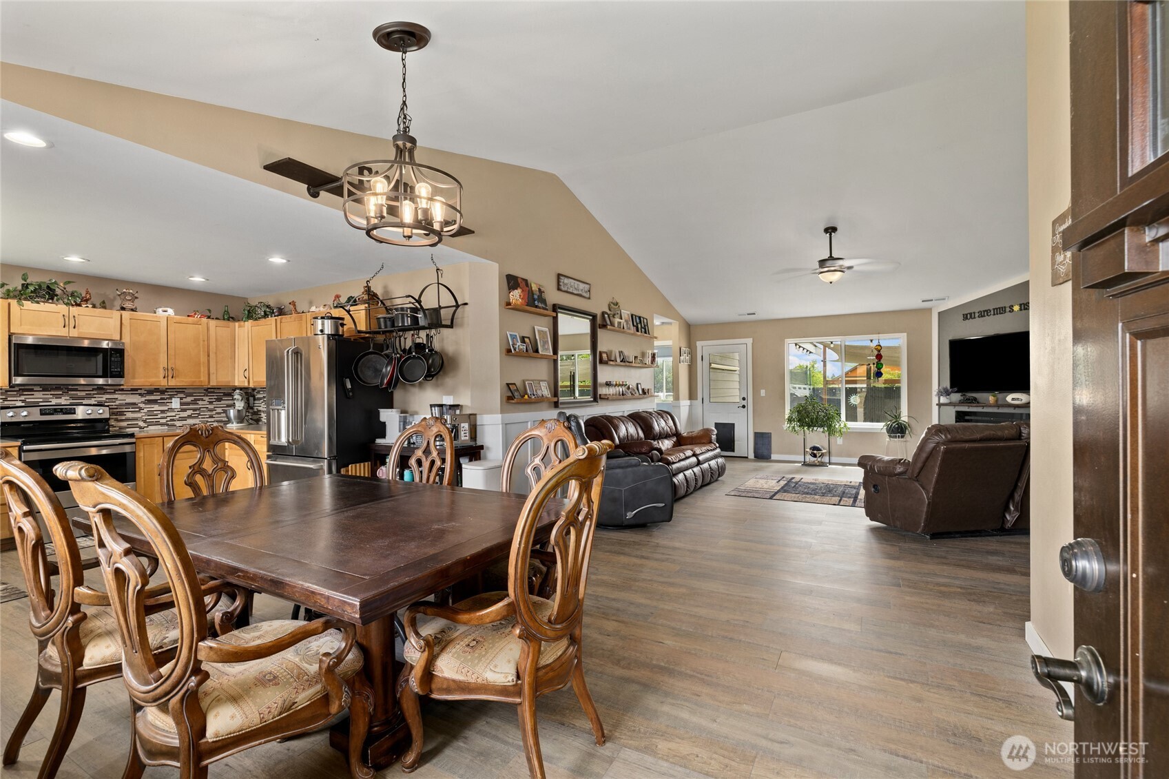 240 Rocky River Road Property Photo 9