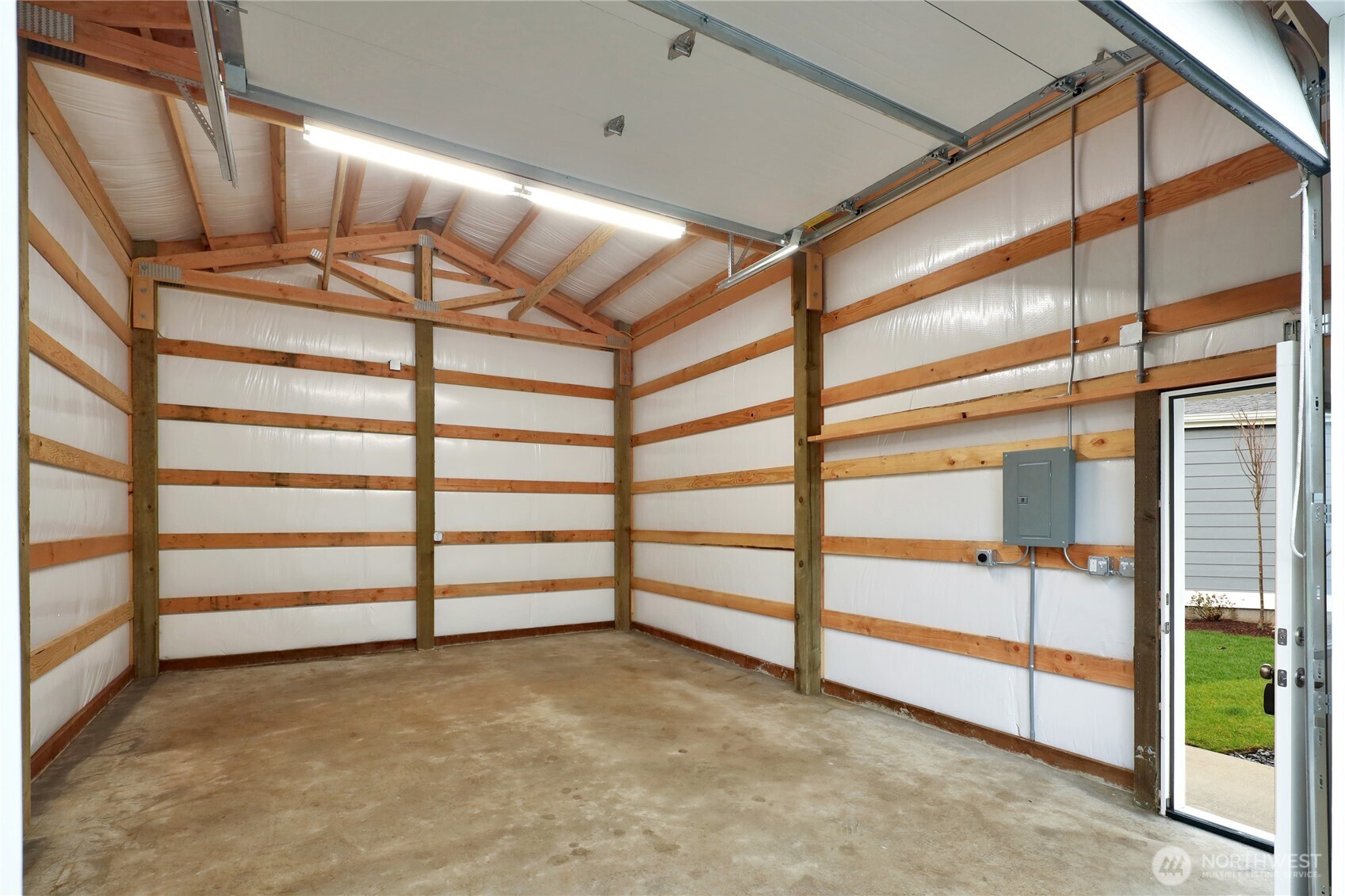3613 Galiano Drive Property Photo 6