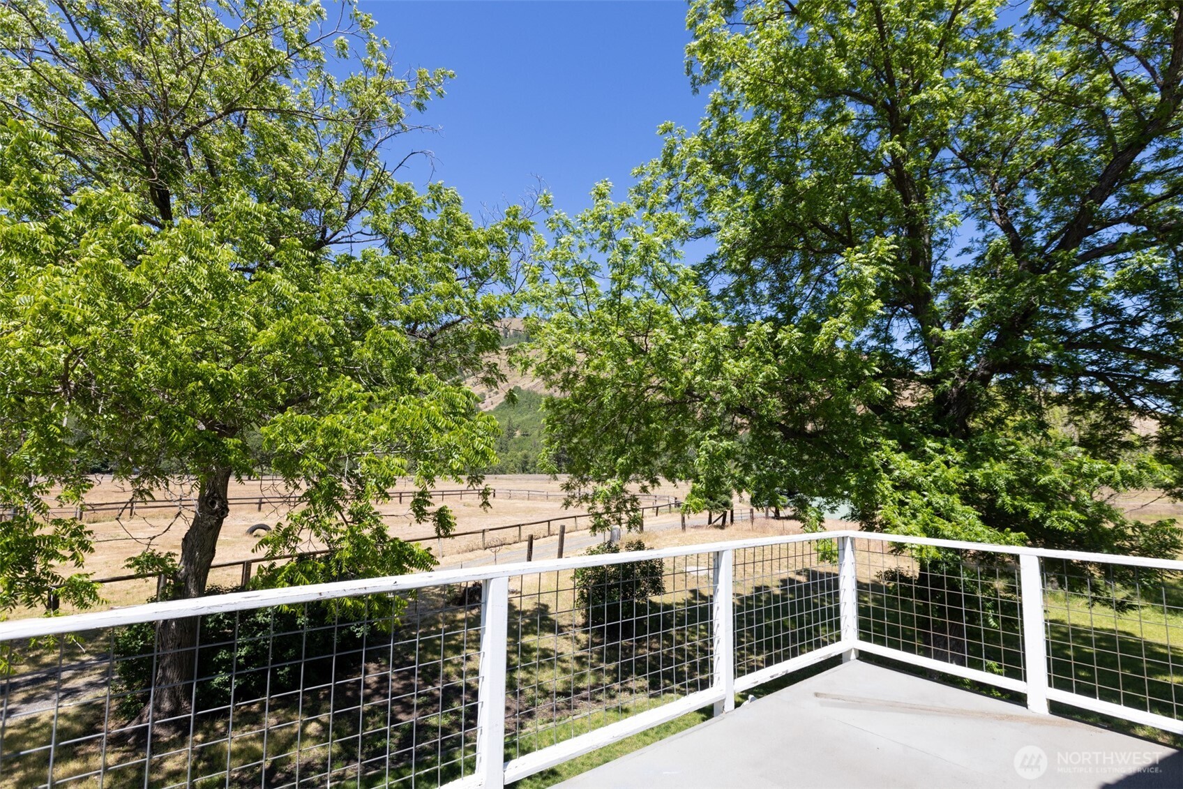 992 Highway 142 Property Photo 8