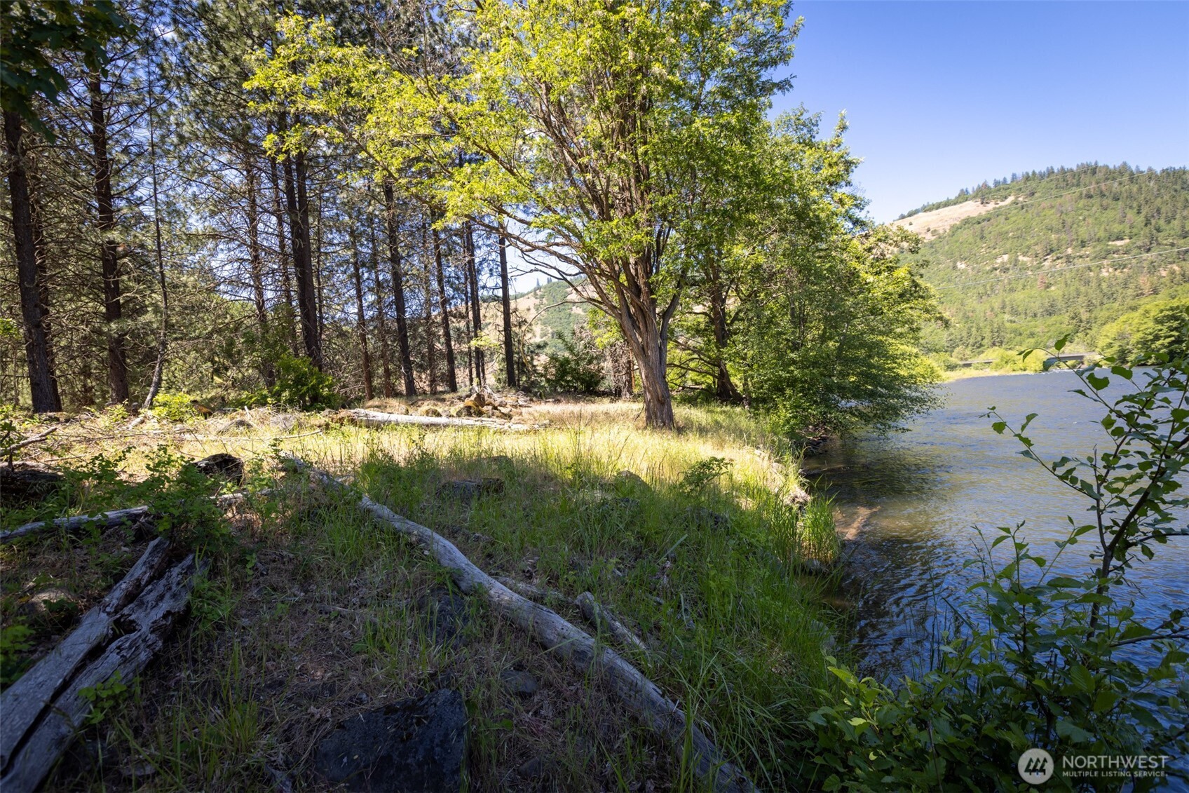 992 Highway 142 Property Photo 18
