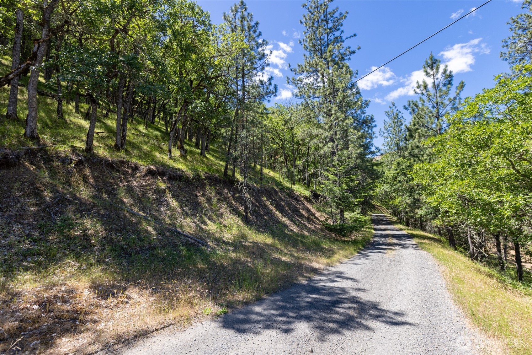 992 Highway 142 Property Photo 25