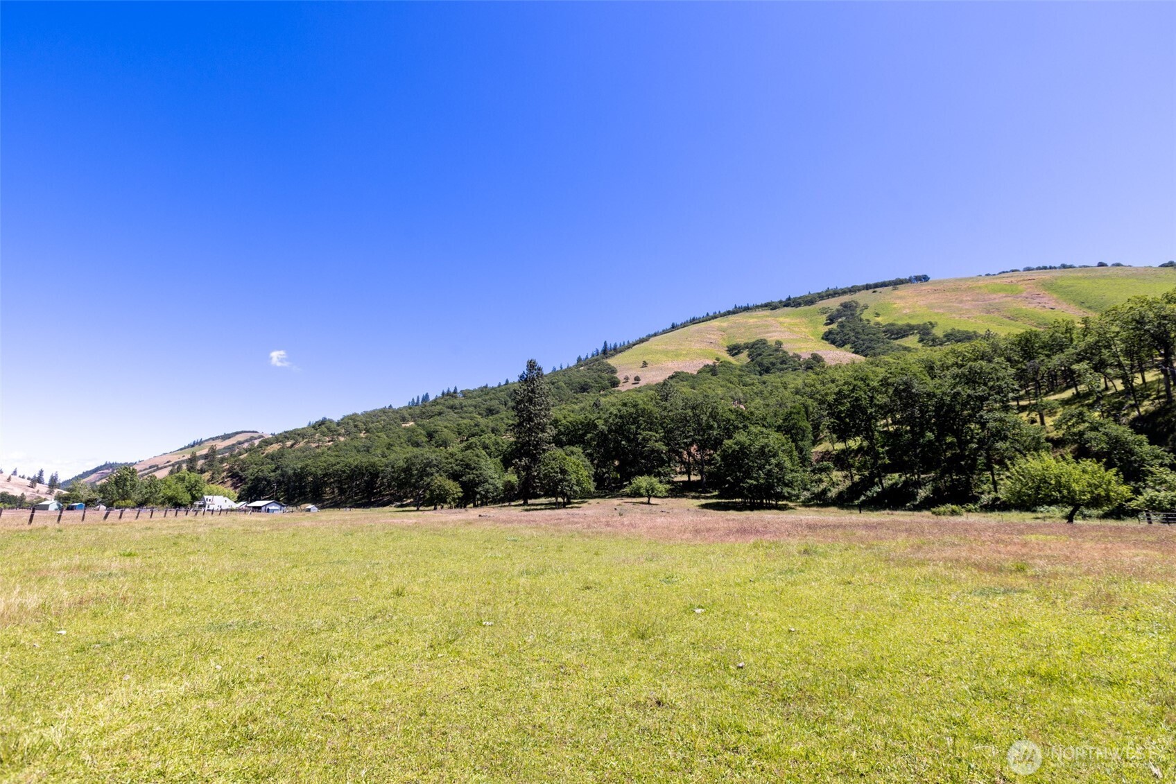 992 Highway 142 Property Photo 26