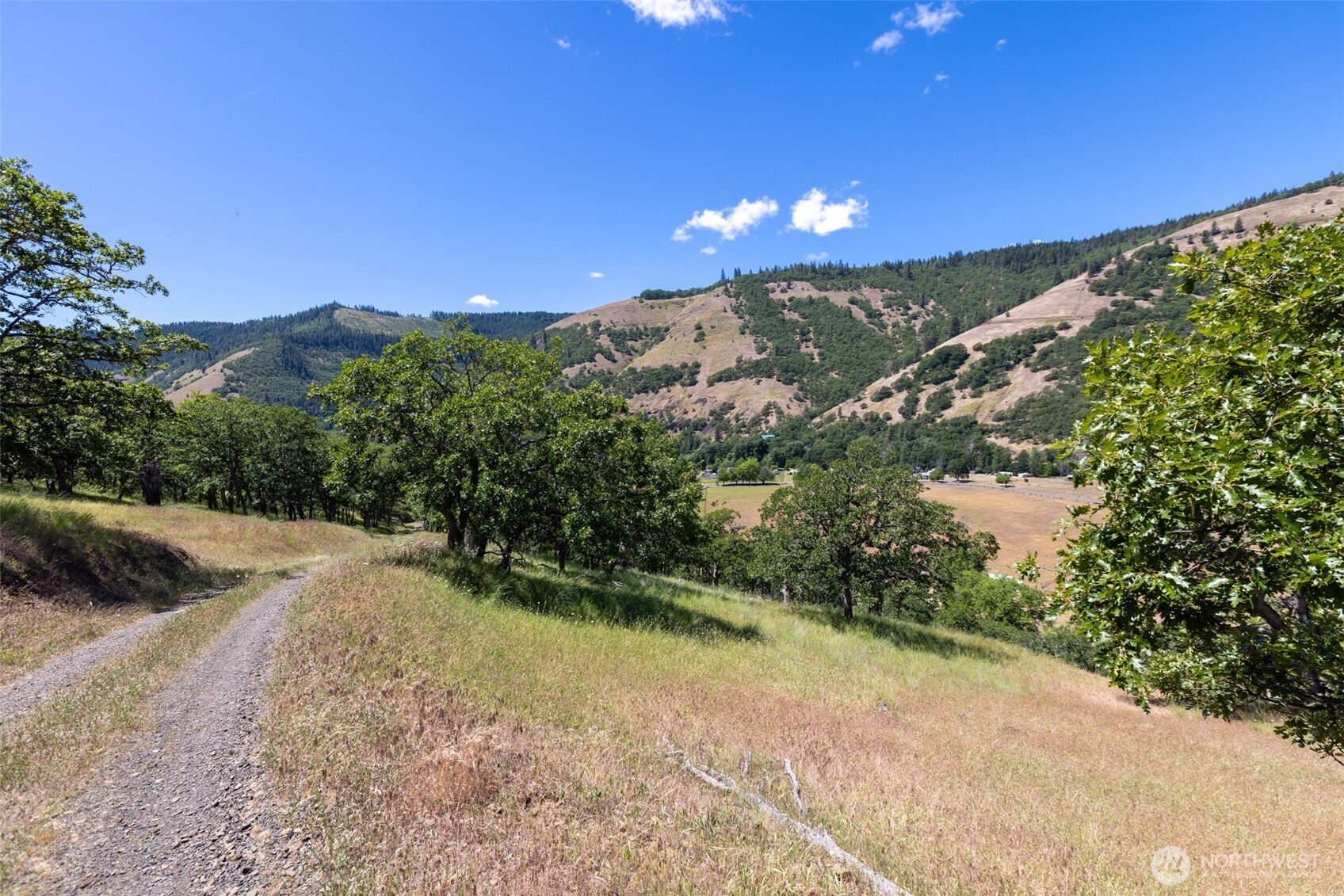 992 Highway 142 Property Photo 27