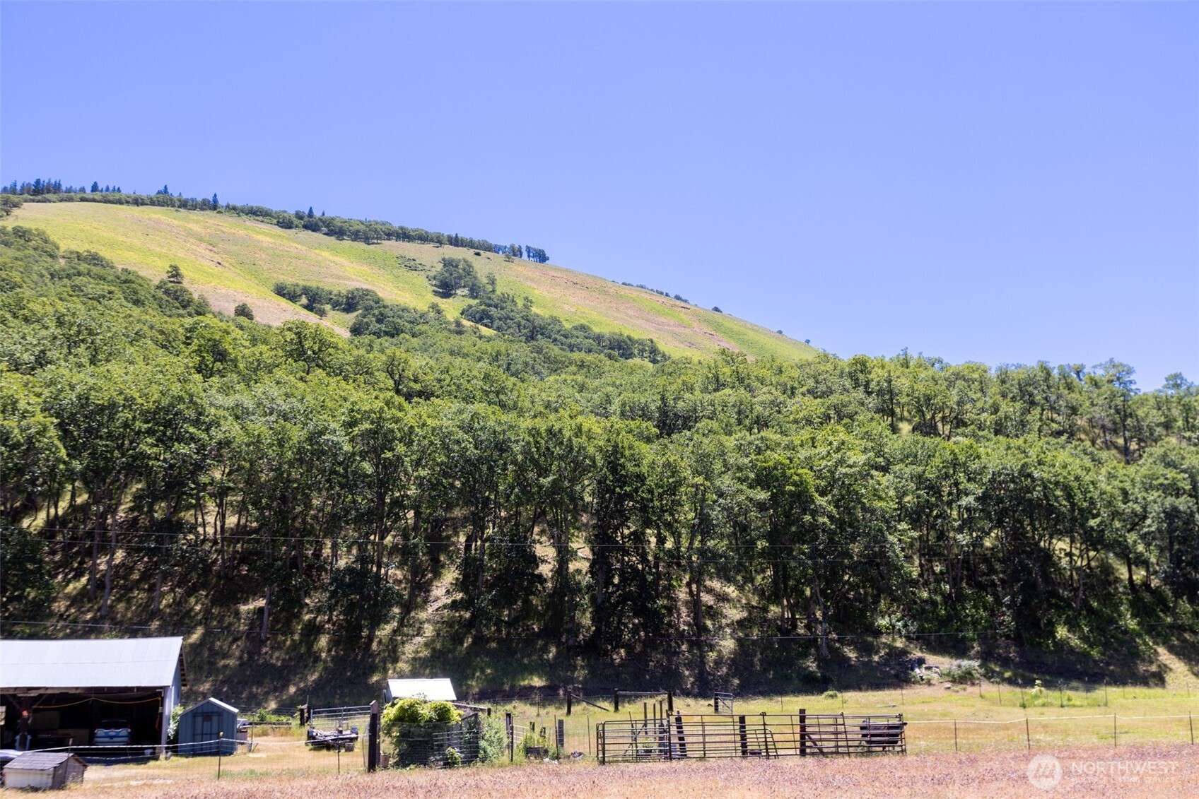 992 Highway 142 Property Photo 34