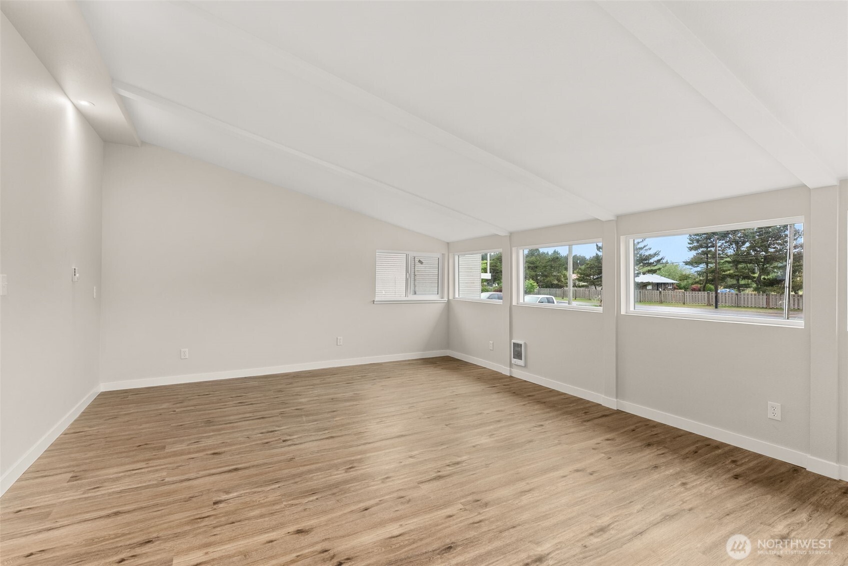1642 State Route 105 Property Photo 14