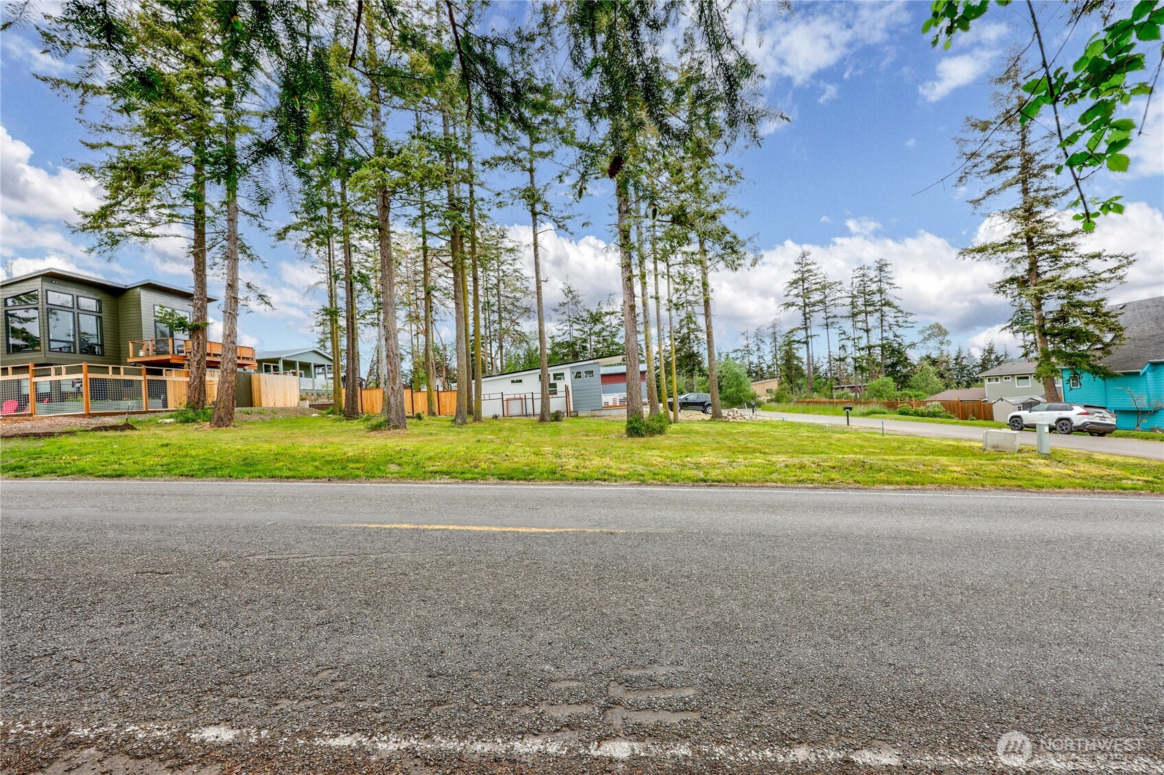 1015 Gise Street Property Photo 4