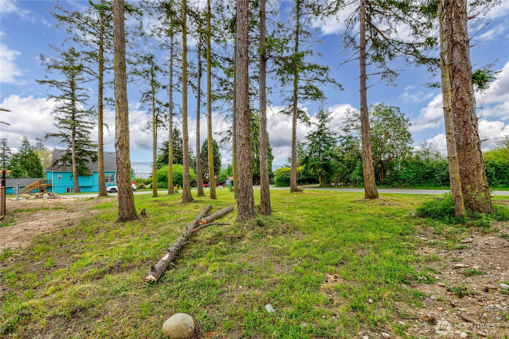 1015 Gise Street Property Photo 6