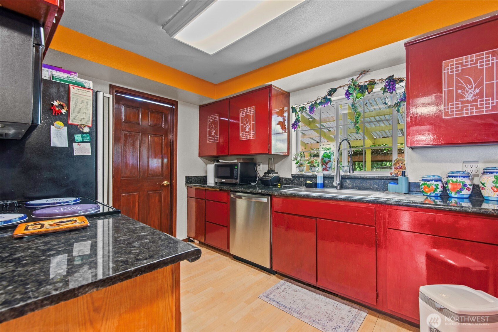 3903 Harrison Avenue Property Photo 6