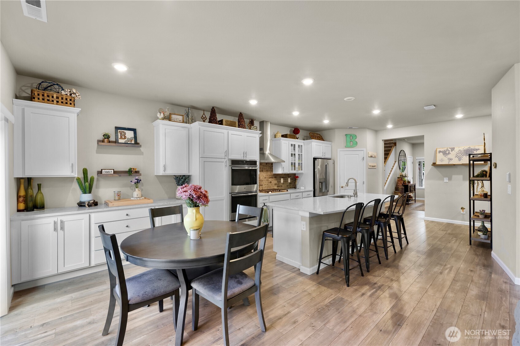 10127 15th Place Property Photo 9