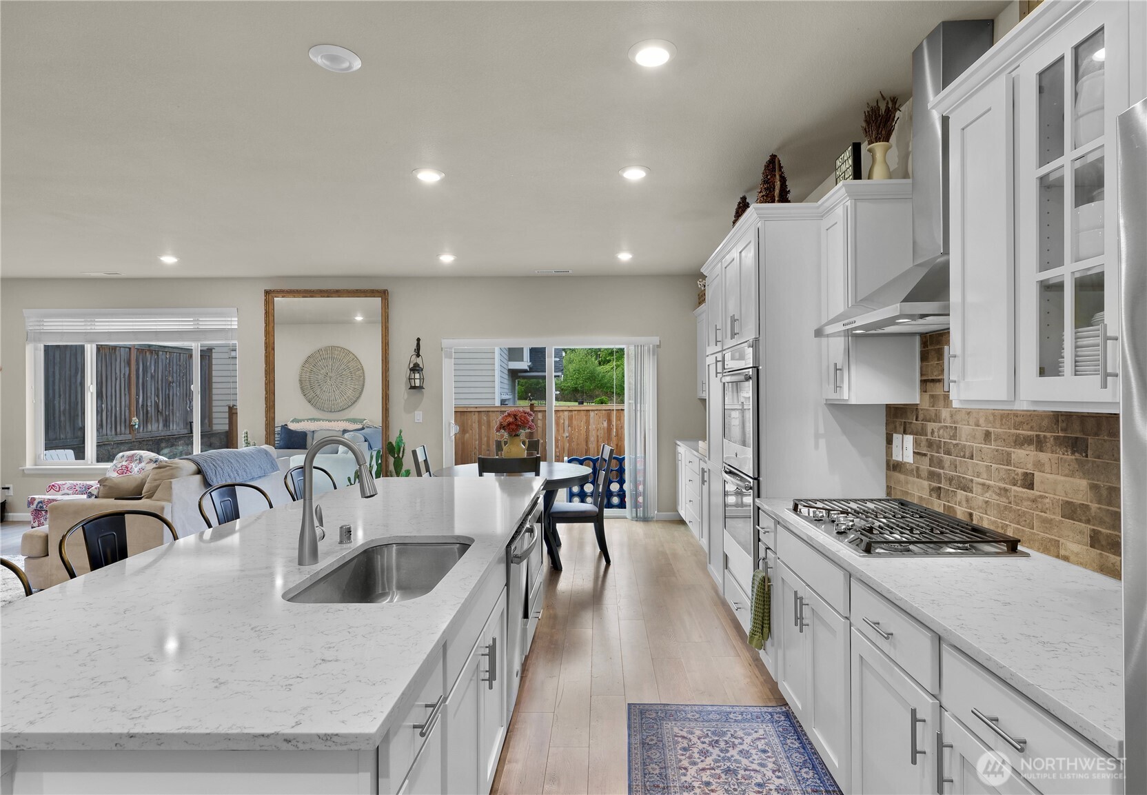 10127 15th Place Property Photo 11