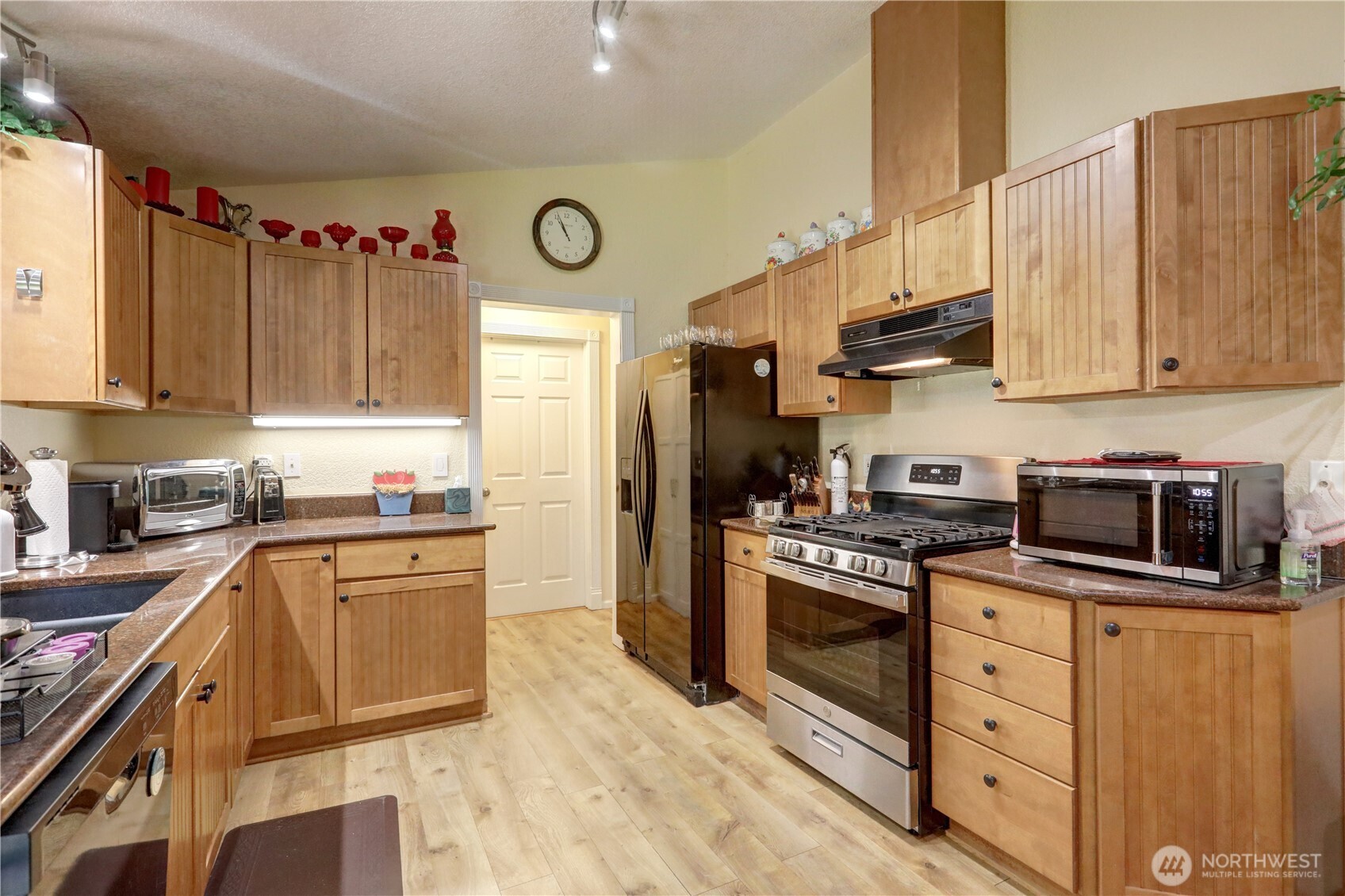 1720 E Saint Andrews Drive Property Photo 6