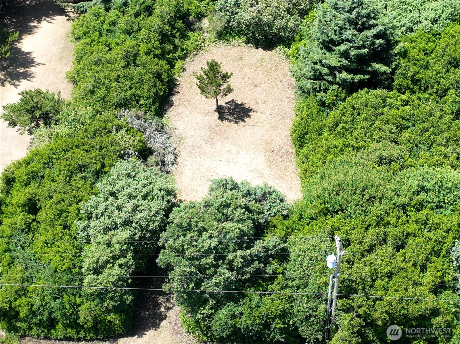 525 Sand Dune Avenue Property Photo 3