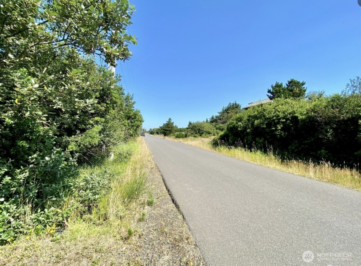 525 Sand Dune Avenue Property Photo 11